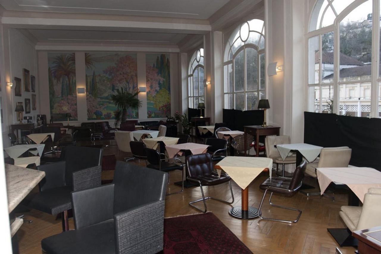 Acacias Apparts Hotel Пломбьер-ле-Бен Экстерьер фото